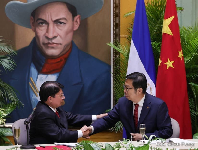 El canciller de Nicaragua, Denis Moncada, transmitió los saludos del Presidente Daniel Ortega Saavedra y la Compañera Vicepresidenta Rosario Murillo Zambrana, así como el pueblo y Gobierno nicaragüense.