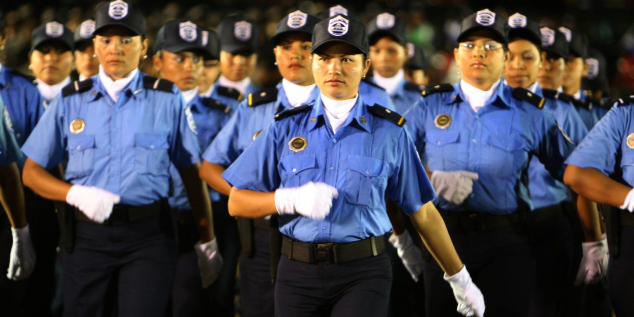 Ser policía: el difícil oficio que aprenden cientos de mujeres en Nicaragua
