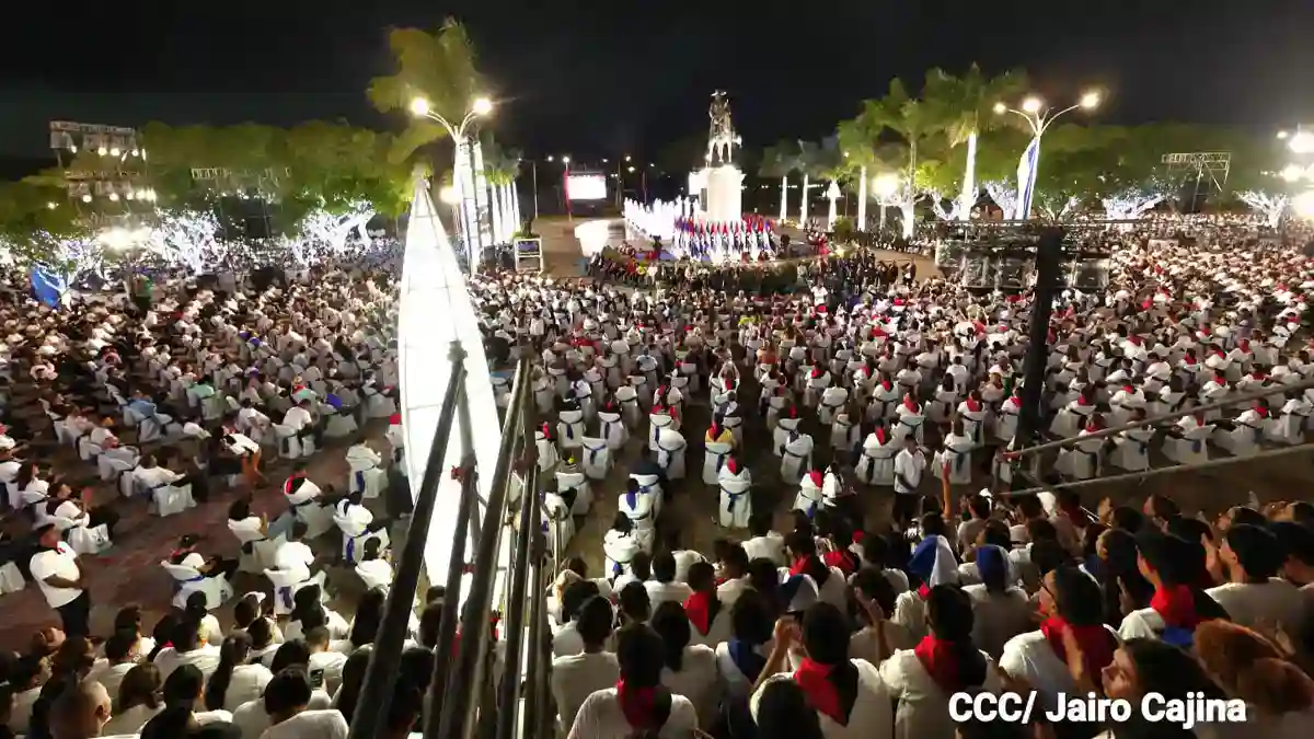 GOZANDO LA PAZ EN EL 44 ANIVERSARIO DE LA REVOLUCIÓN SANDINISTA