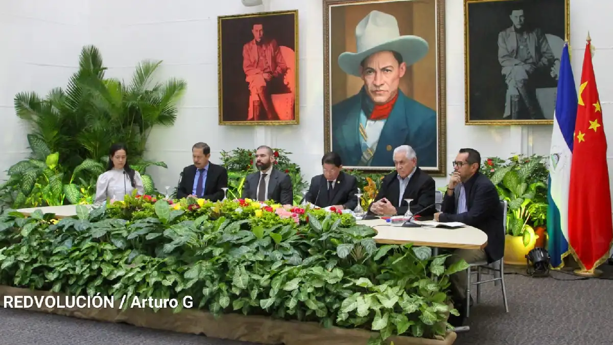 Nicaragua se encuentra en una fase de estrecha colaboración con empresas chinas para llevar a cabo proyectos de infraestructura cruciales que tienen el potencial de impulsar el crecimiento y desarrollo del país.