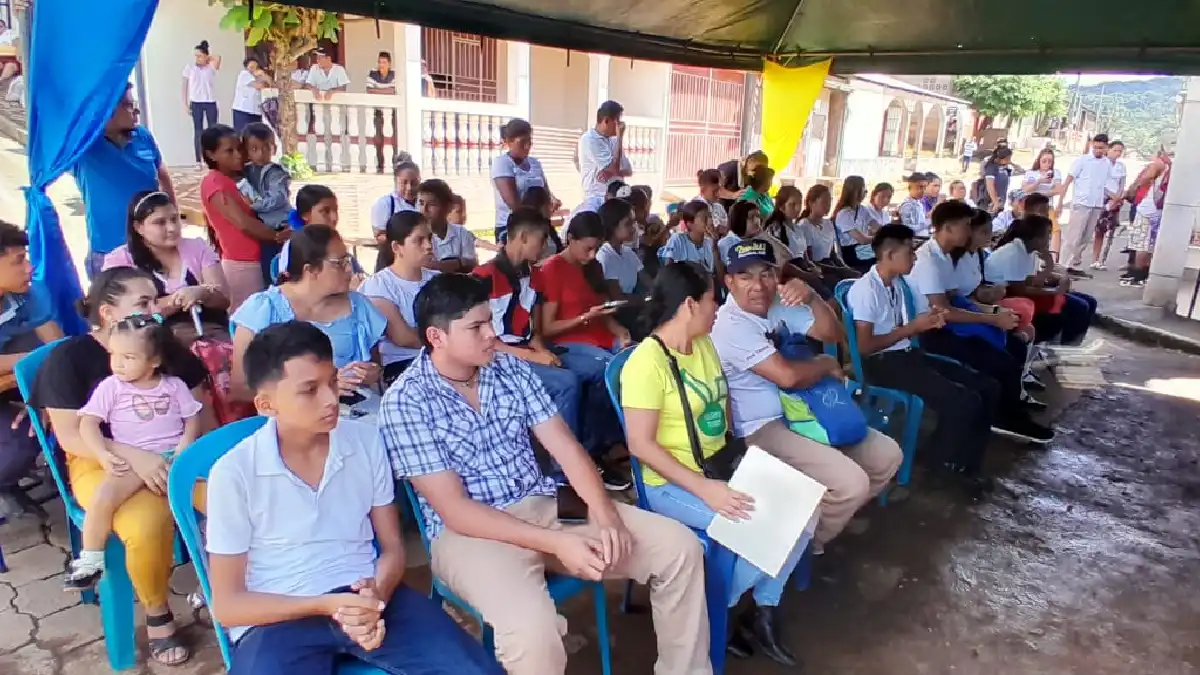 Inicio de Cursos para el Fortalecimiento de Familias en el Centro Tecnológico “El Chino Santos”