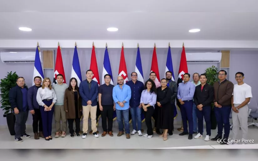 Encuentro entre Comunicadores de la Agencia de Noticias Xinhua y coordinadores y directores de Medios Sandinistas