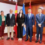 Embajador de la República Popular China se reúne con la Secretaría de Economía Creativa