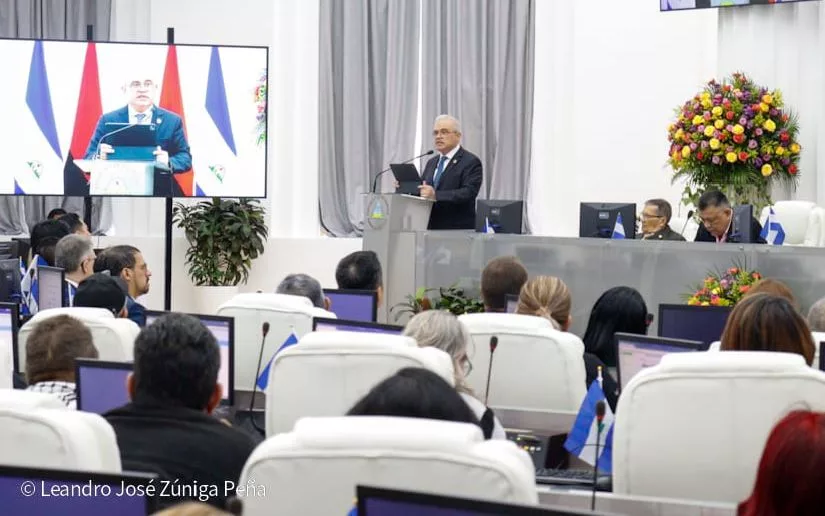 BCN PUBLICA PERSPECTIVAS MACROECONÓMICAS 2025-2026