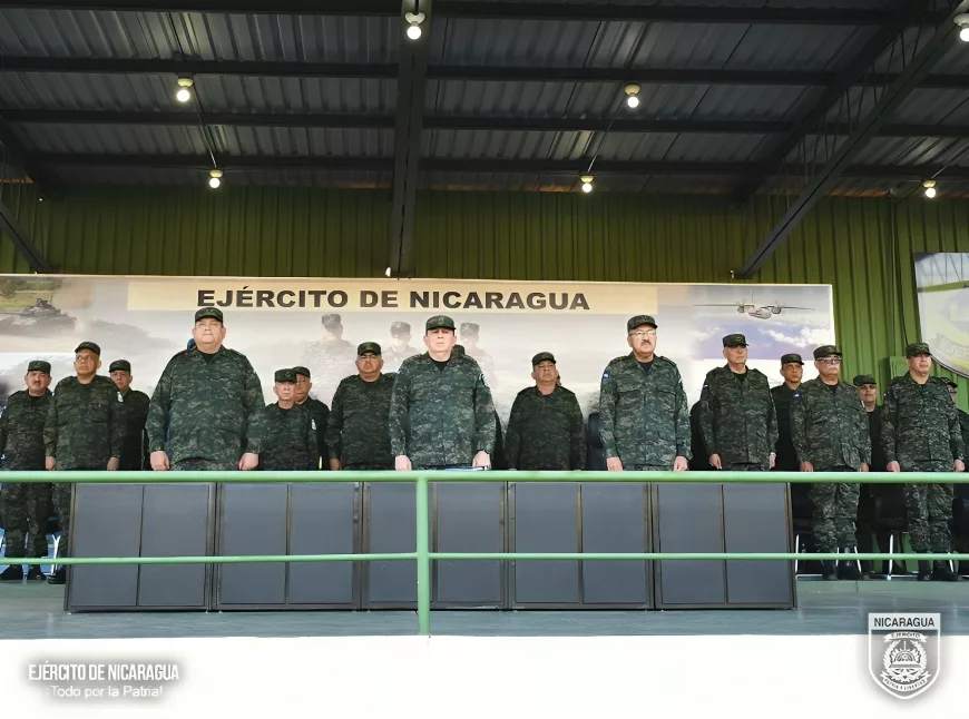 Sesión de Trabajo del Comandante en Jefe de las Fuerzas Militares Nicaragüenses