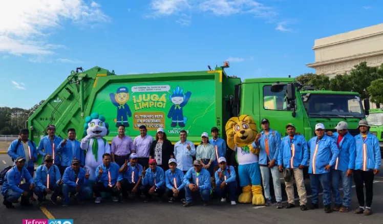 Alcaldía de Managua presenta nueva flota de maquinaria y camiones recolectores de basura
