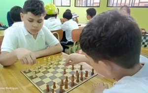 MINED impulsa el ajedrez como herramienta educativa en teleclase