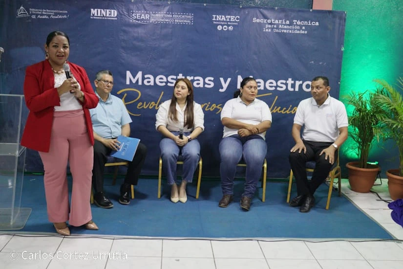 Centro Tecnológico Hugo Chávez Frías impulsa capacitación para más de 600 maestras y maestros