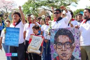 Juventud Sandinista conmemora natalicio de Leonel Rugama con ofrenda floral