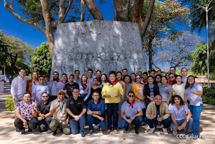 Comunicadores Patrióticos: Luz de Verdades Verdaderas