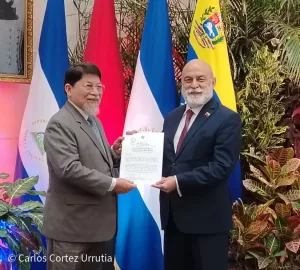 Representante de Venezuela presenta Copias de Estilo ante el Gobierno de Nicaragua