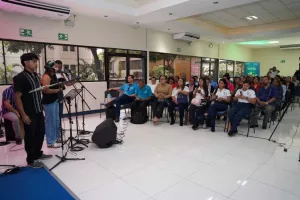 Comunidad educativa se reúne en encuentro nacional de la red de investigadores RIENIC