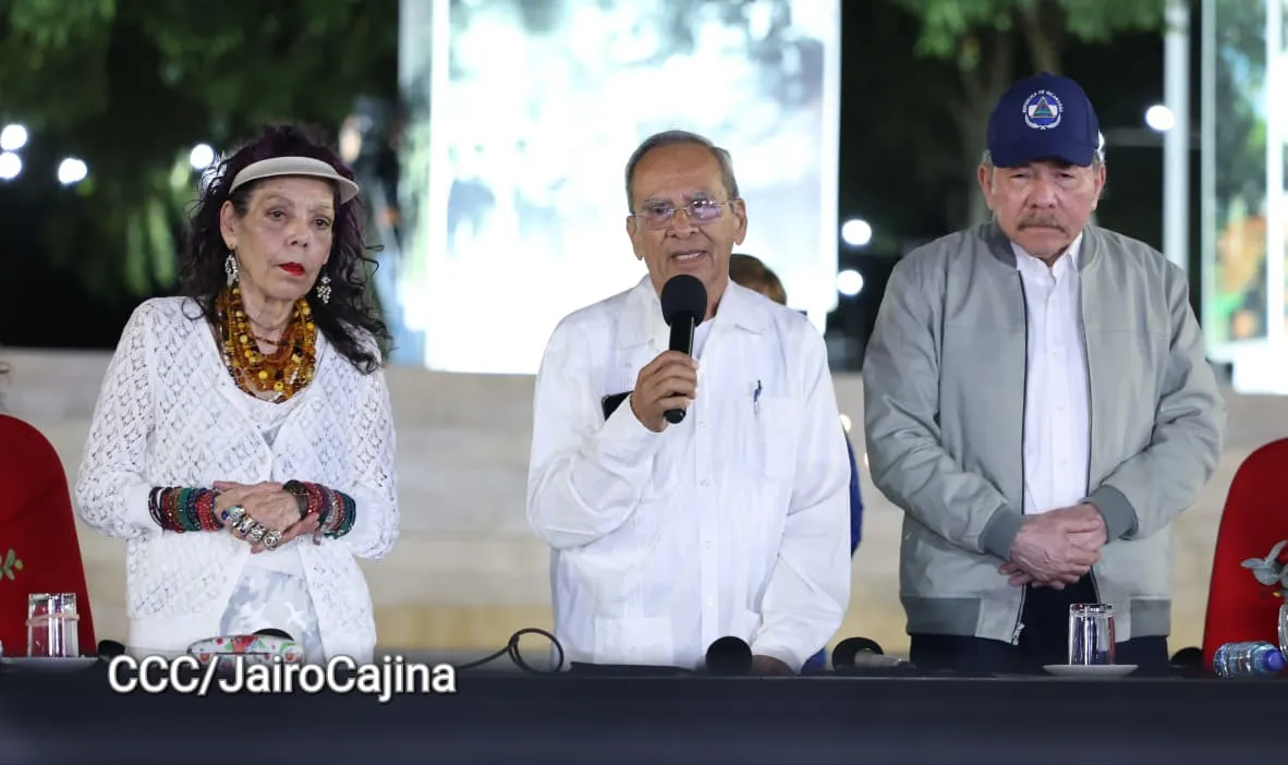 Padre Antonio Castro eleva oración por la paz y destaca a Nicaragua como constructora de amor y vida