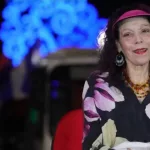 Compañera Rosario Murillo celebra nacimiento de Daniel Augusto, hijo de Noé y Camila
