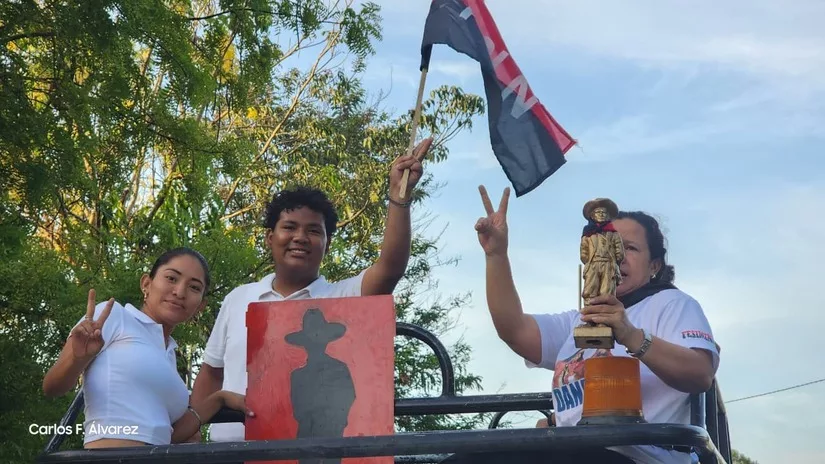 Militancia sandinista y familias capitalinas recorren Managua en homenaje al General Sandino