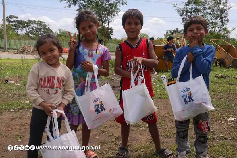 Campaña “Jugá Limpio” moviliza a niños de Ciudad Belén en jornada de limpieza
