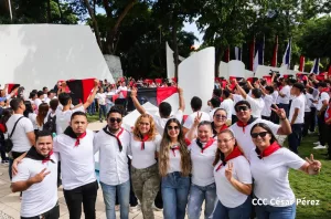 Juventud Sandinista rinde homenaje al Comandante Carlos Fonseca Amador en el 90 aniversario de su natalicio