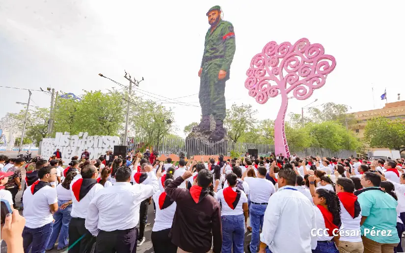 Nicaragua rinde homenaje al Comandante Fidel Castro en el centenario de su natalicio con flores, cultura y memoria revolucionaria
