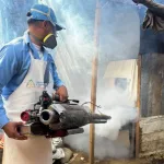 MINSA fumiga más de 700 viviendas en el barrio B15 de Managua para combatir el dengue, zika y chikungunya