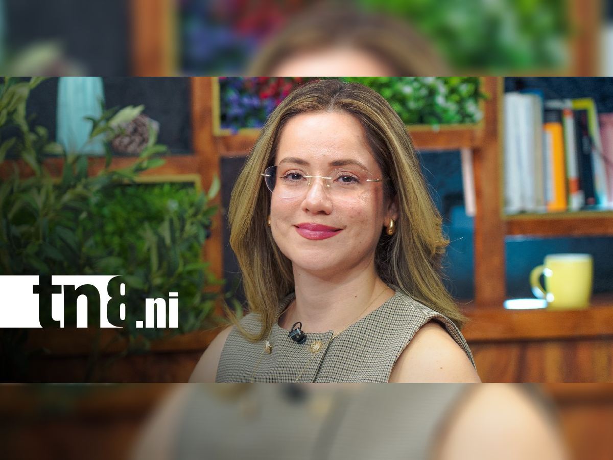 Entrevista a la Compañera Nahima Díaz, Directora General de TELCOR, Estudio TN8