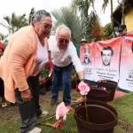 Familias protagonistas de Matagalpa depositan ofrendas en honor a los Héroes y Mártires