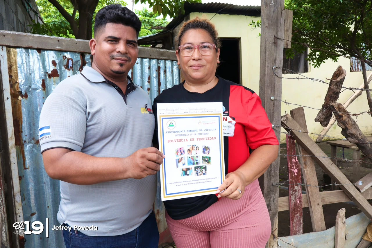En el inicio de Octubre Victorioso, 764 familias de Managua reciben títulos de propiedad